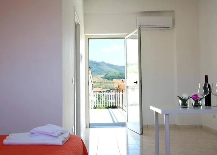 Nocleg ze śniadaniem Selene Castelnuovo Cilento